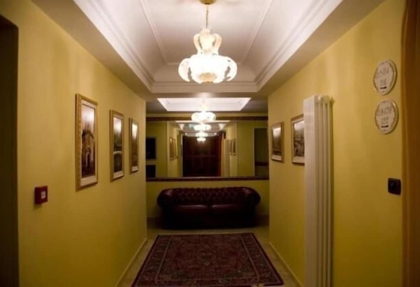 酒店 Duca Di Calabria