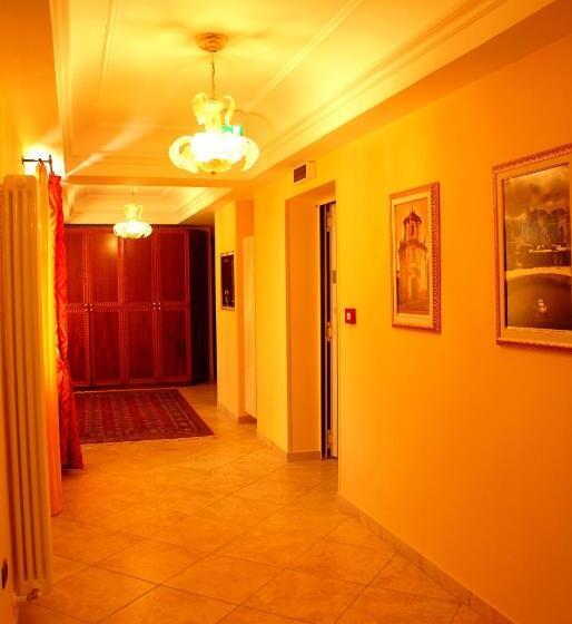 酒店 Duca Di Calabria