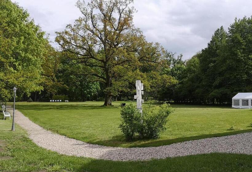 فندق Dwór Kaliszki