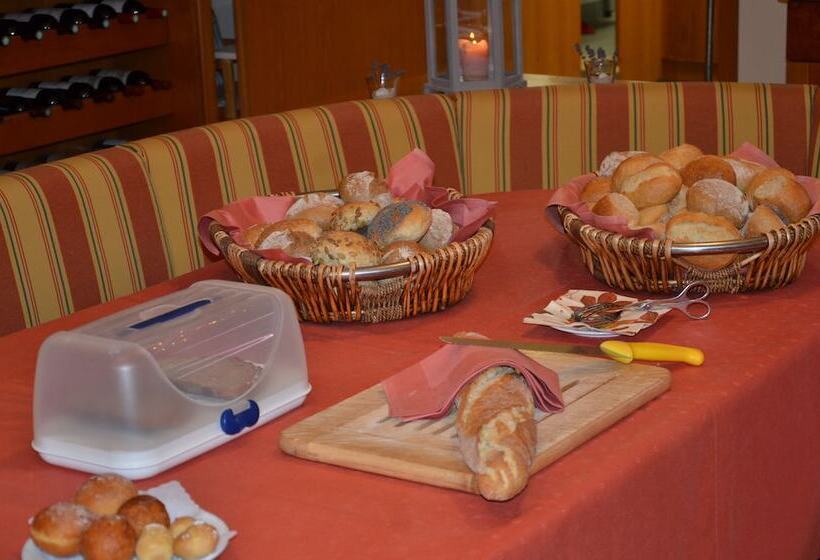 Отель Eppelborner Hof