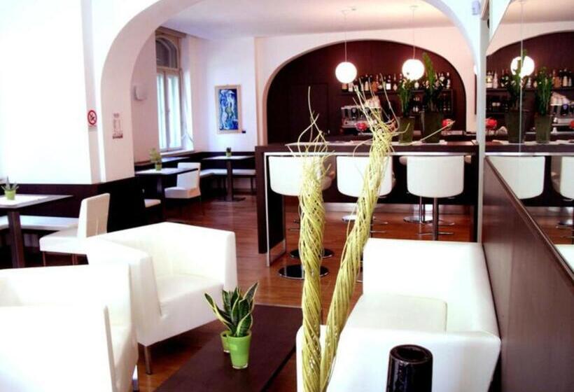 Europalace Hotel, Bw Signature Collection