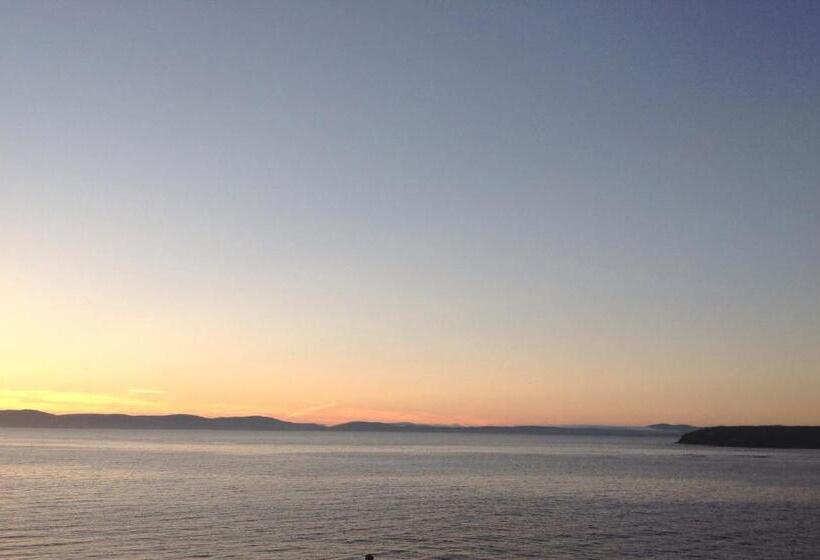 בית מלון כפרי Fitzgeralds