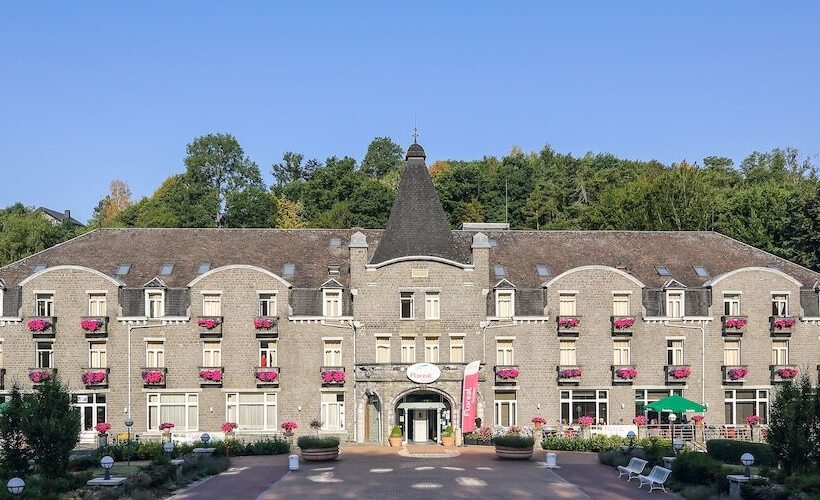 ホテル Floreal La Roche En Ardenne