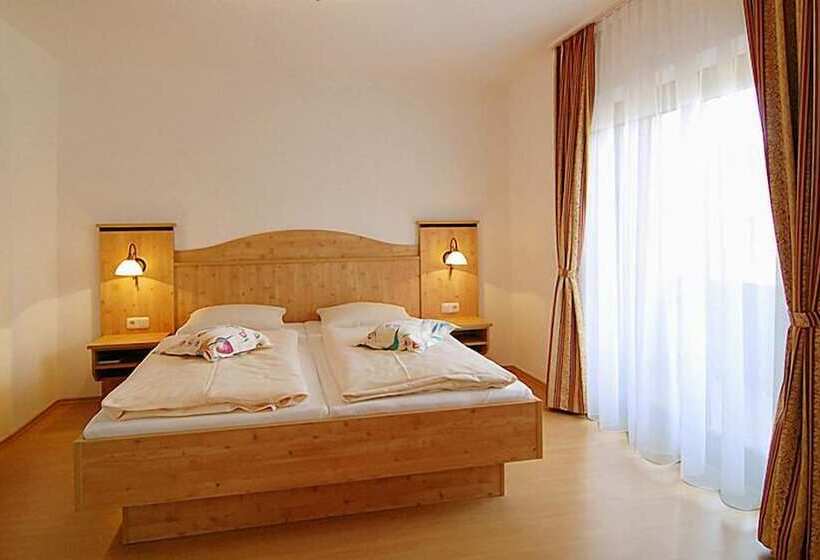 ホテル Garni Am Kureck