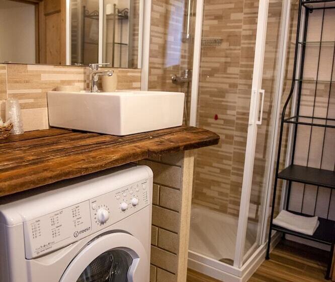 בית מלון כפרי Garni Le Corti