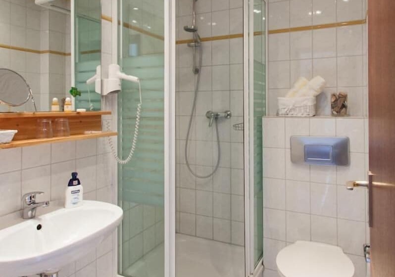 בית מלון כפרי Gastehaus Luv Und Lee