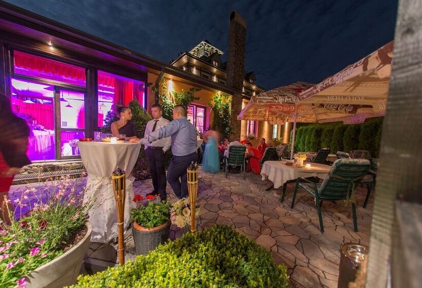 בית מלון כפרי Golfer