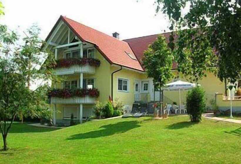 Отель & Gästehaus Im Ziegelweg Klimatisiert Eintrittskarten Für Den Europa Park Erhalten Sie Garanti