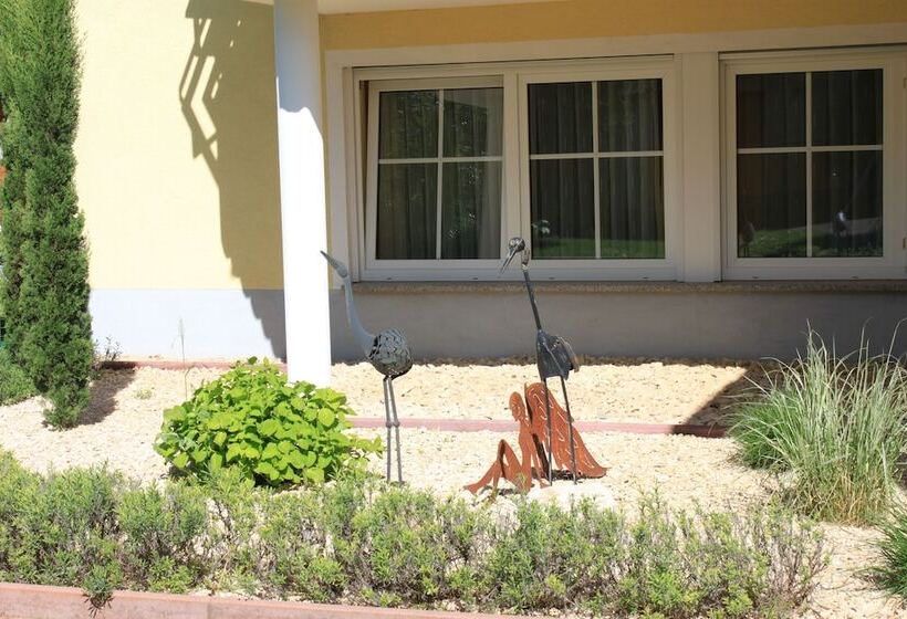 Отель & Gästehaus Im Ziegelweg Klimatisiert Eintrittskarten Für Den Europa Park Erhalten Sie Garanti