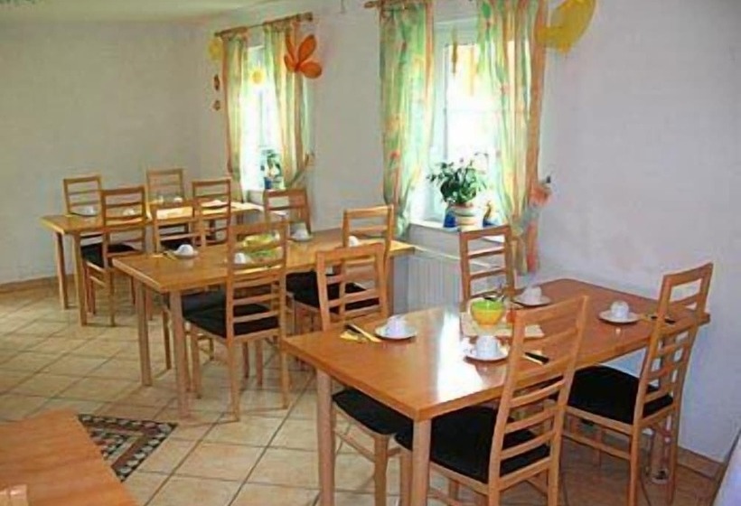 Отель & Gästehaus Im Ziegelweg Klimatisiert Eintrittskarten Für Den Europa Park Erhalten Sie Garanti