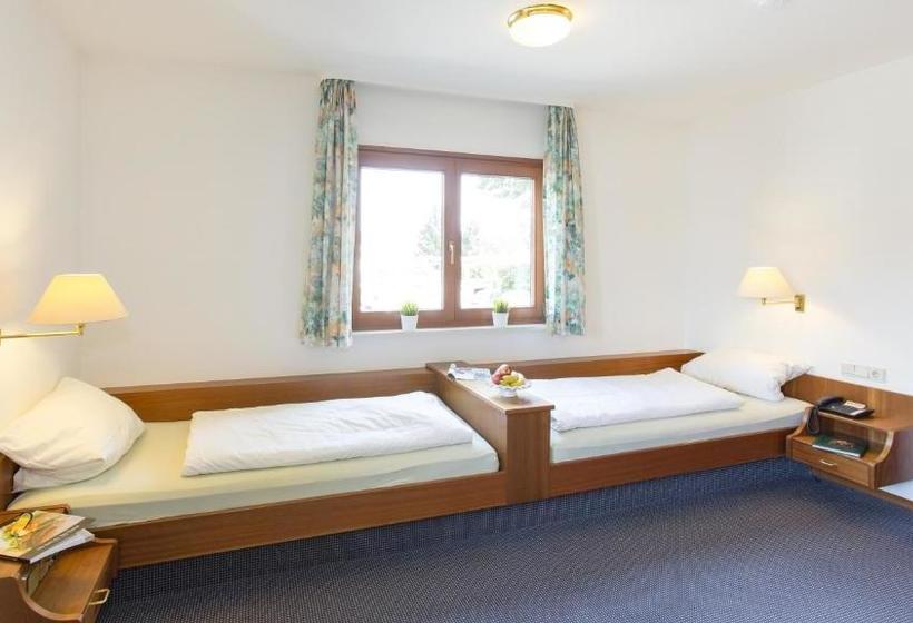 Hotel Guesthouse 329