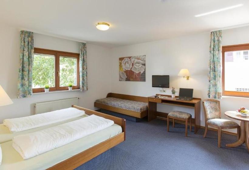 Hotel Guesthouse 329