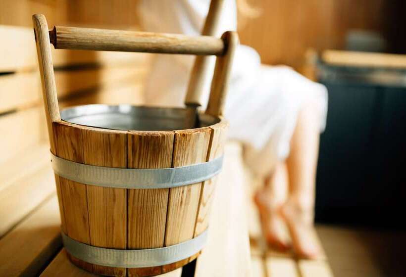 Hällsnäs Hotell & Restaurang