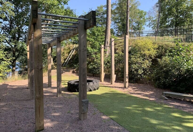 Hällsnäs Hotell & Restaurang