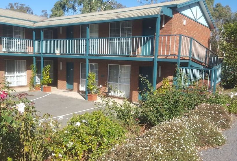 בית מלון כפרי Hepburn Springs Motor Inn