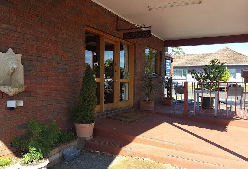 בית מלון כפרי Hepburn Springs Motor Inn