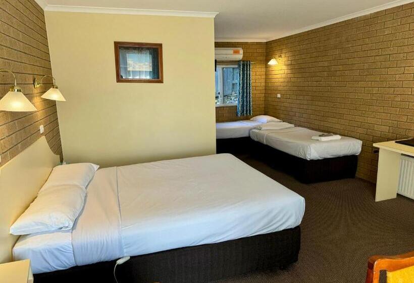 בית מלון כפרי Hepburn Springs Motor Inn