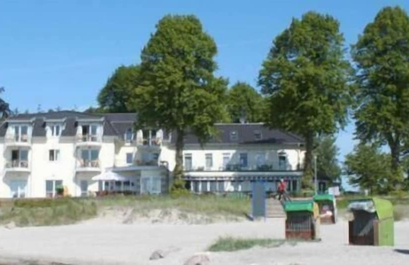 Отель Hof Sierksdorf