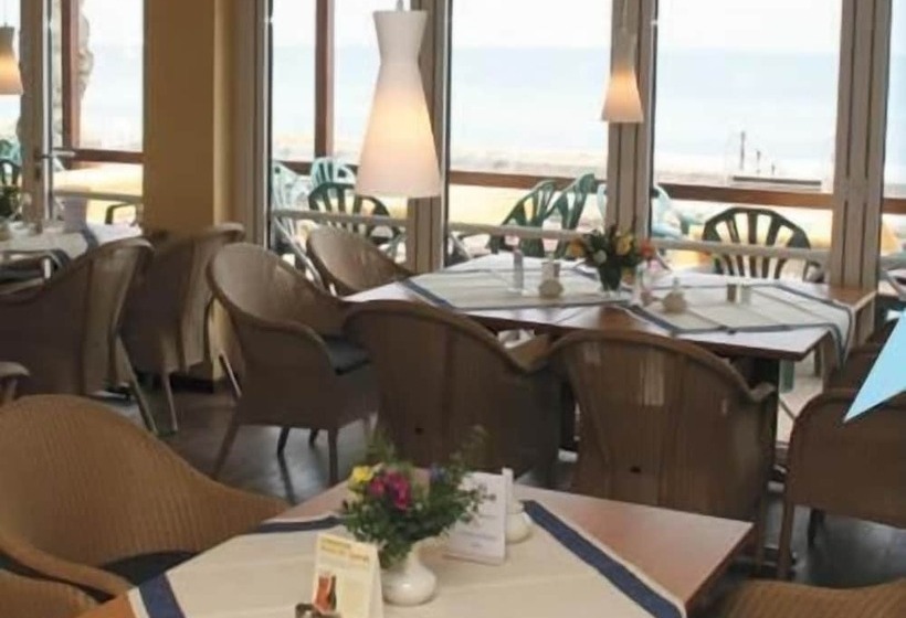 Отель Hof Sierksdorf