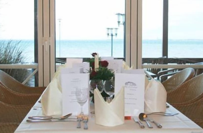 Отель Hof Sierksdorf