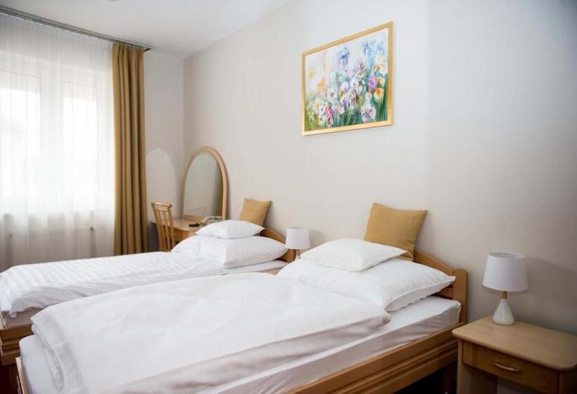 ホテル Hozam Wellness és Apartman
