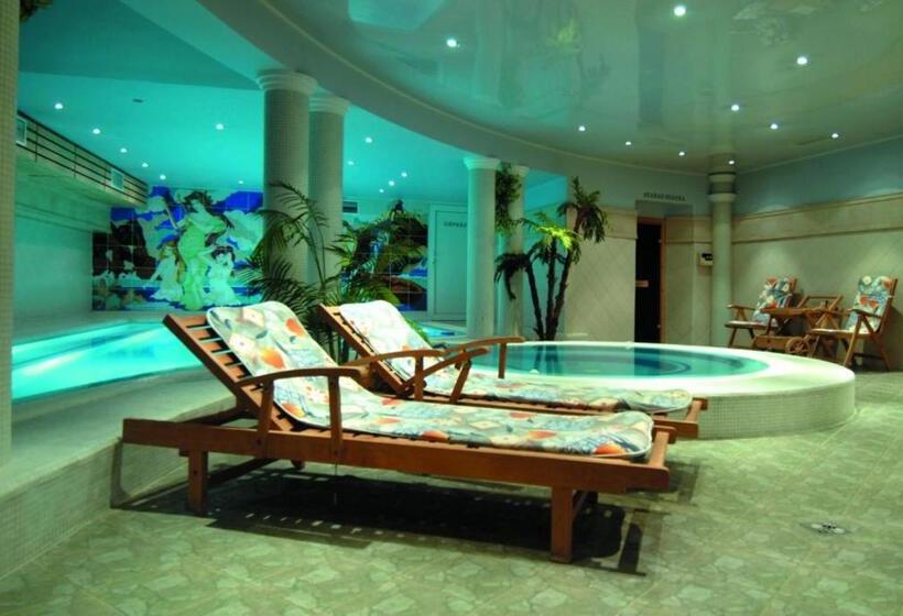 ホテル Hozam Wellness és Apartman