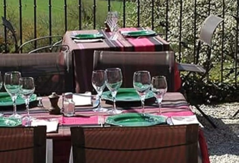 فندق Hôtel De Mirmande