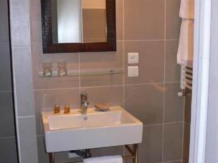 فندق Hôtel De Mirmande