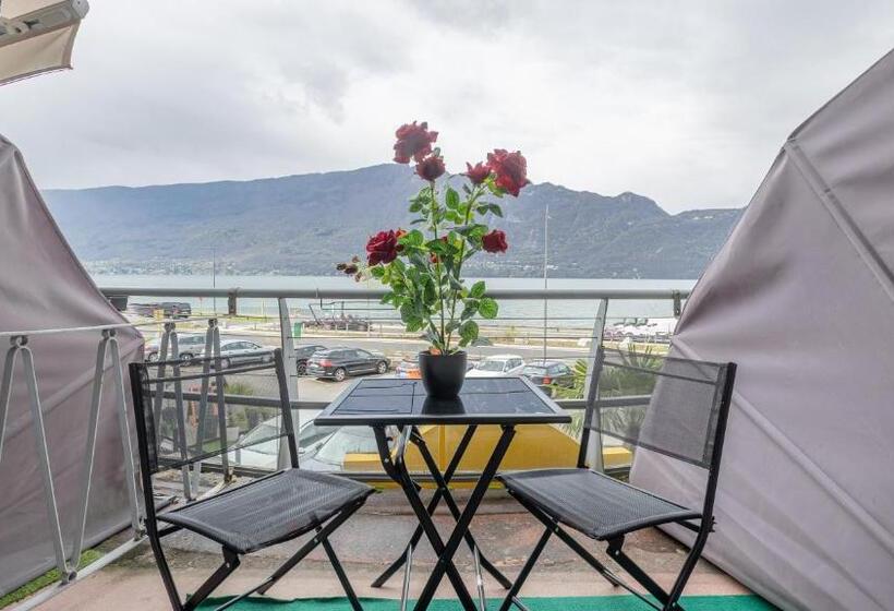 호텔 Hôtel Du Poète