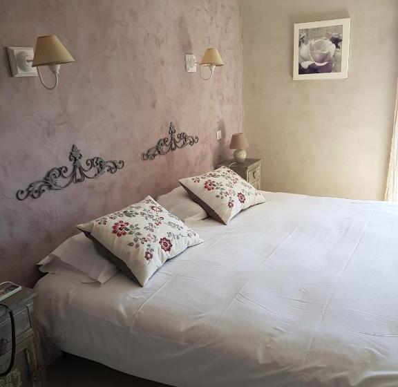 ホテル Le Crillon