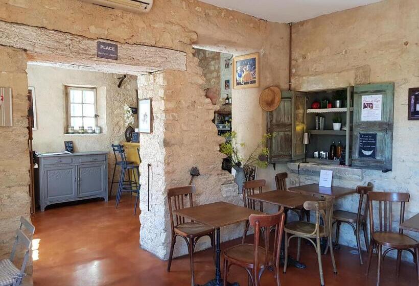 ホテル Le Crillon