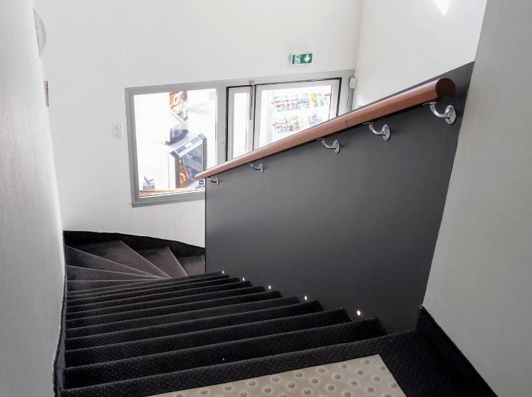 ホテル Hôtel Le Rohu