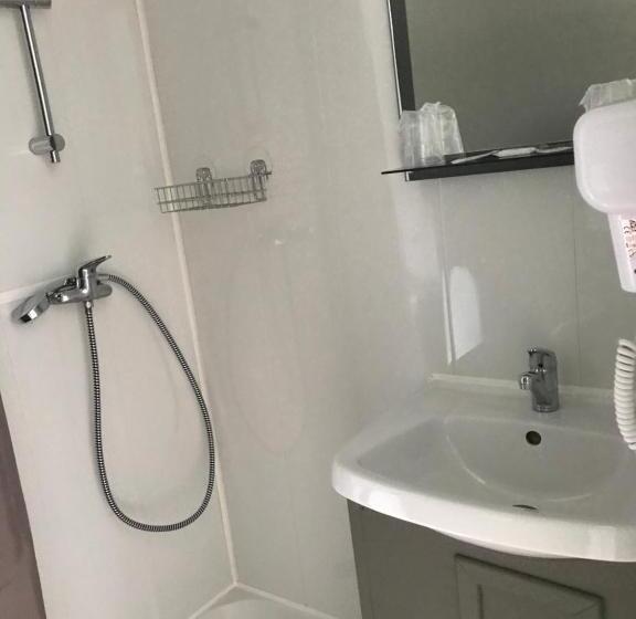 ホテル Hôtel Le Rohu