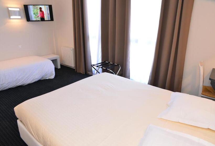 ホテル Hôtel Le Square