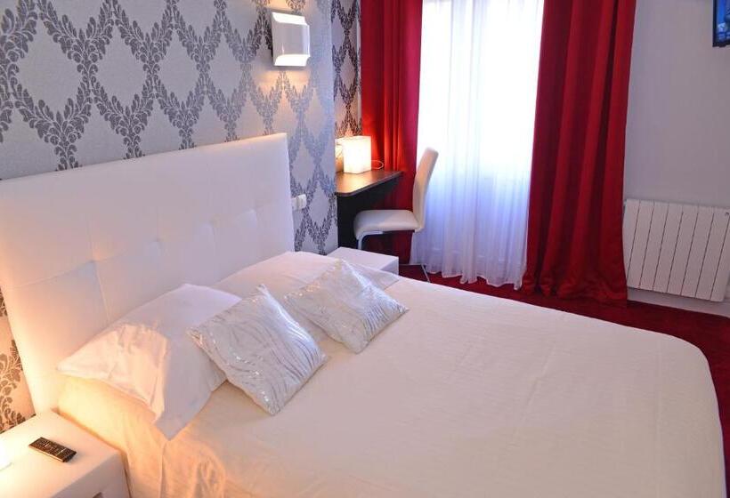 ホテル Hôtel Le Square