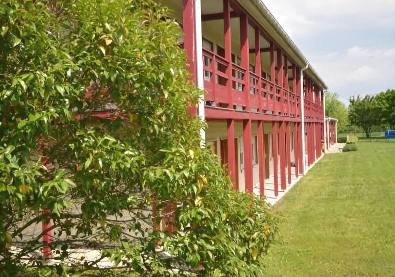 Отель Hôtel Lémand Lyon Est Villefontaine