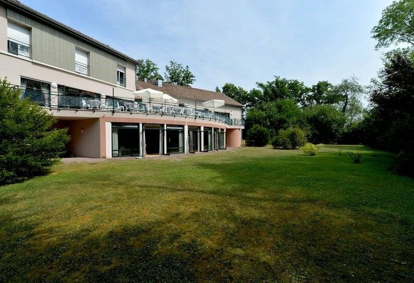 בית מלון כפרי Logis Hôtel   Restaurant Le Tulipier