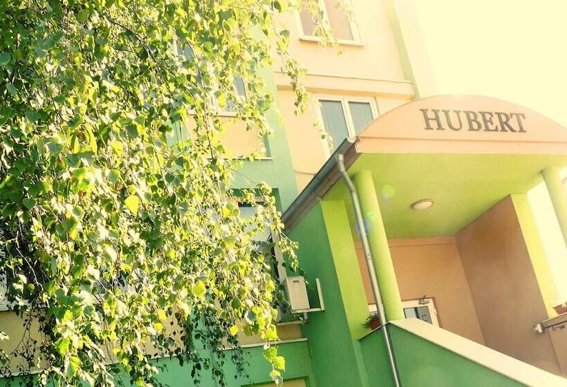 בית מלון כפרי Hubert Nove Zamky