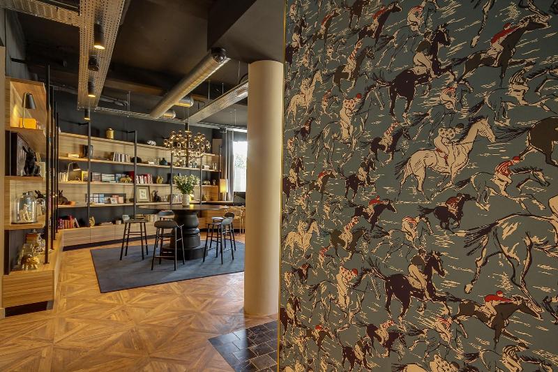 Отель Ibis Styles Laval Centre Gare