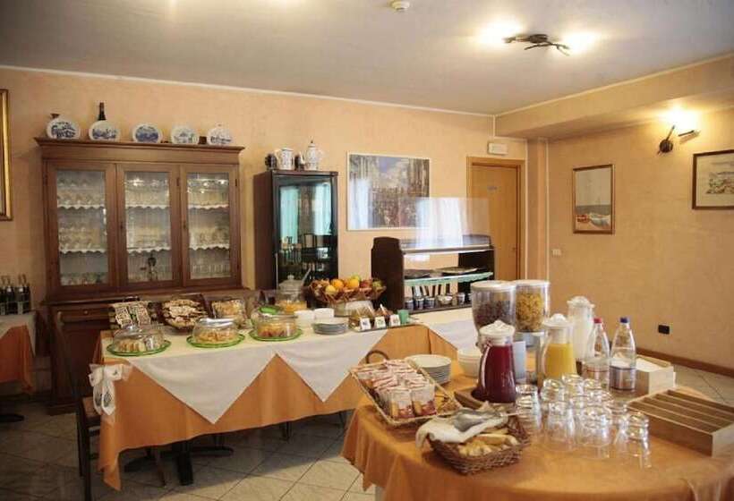 Отель Il Canneto