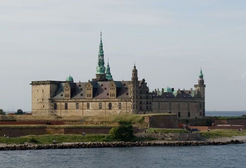 酒店 Konventum Conference Center