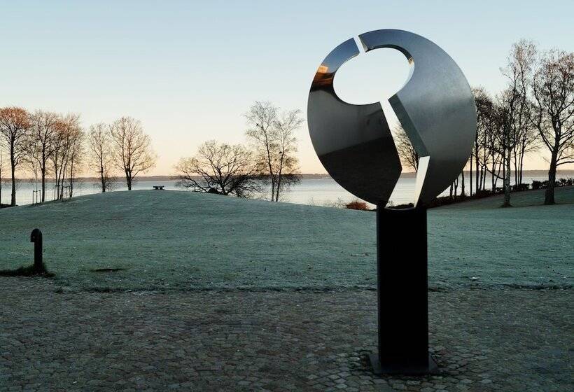 酒店 Konventum Conference Center