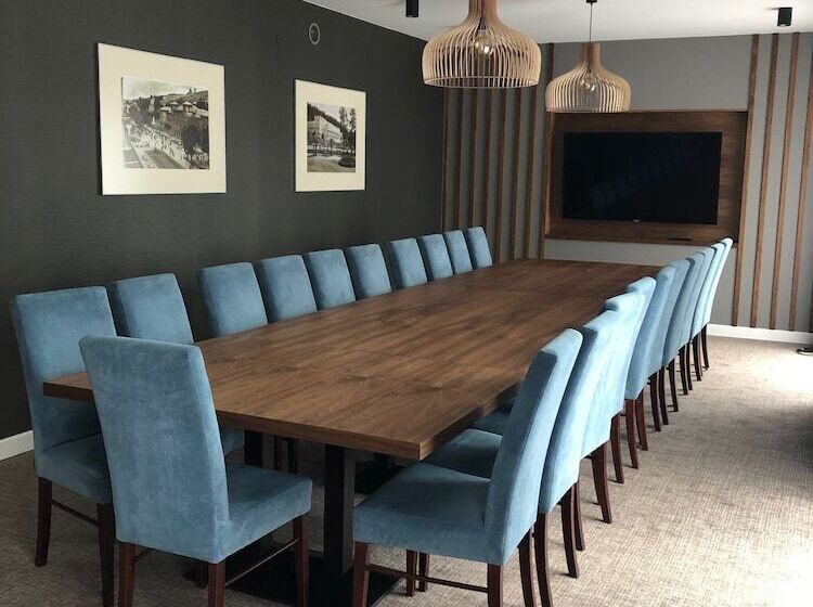 هتل Krynica Conference & Spa