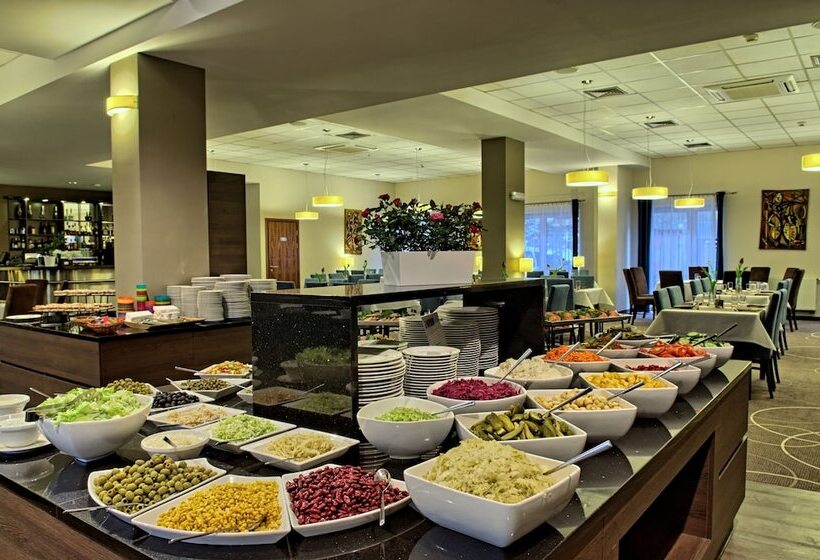 هتل Krynica Conference & Spa