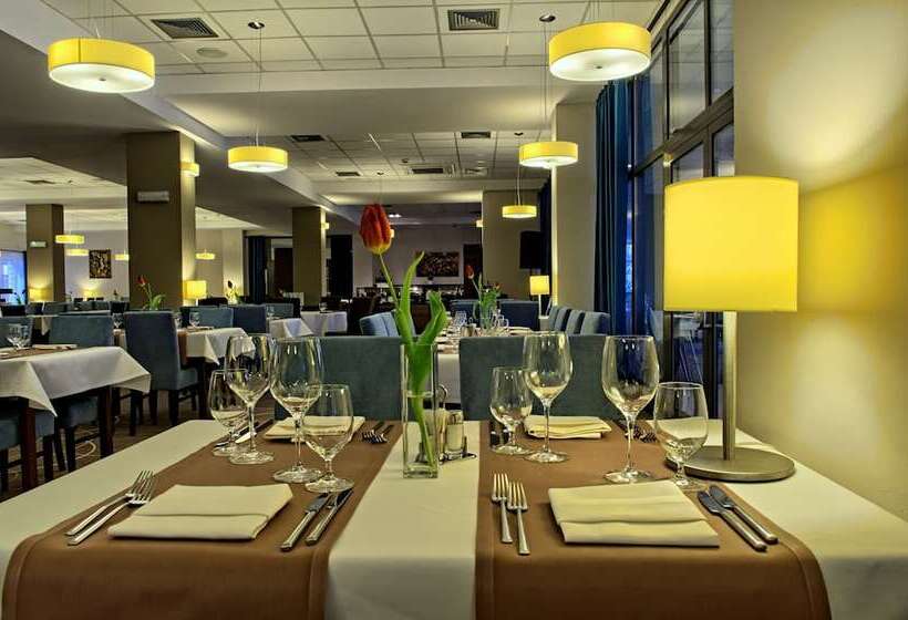 هتل Krynica Conference & Spa