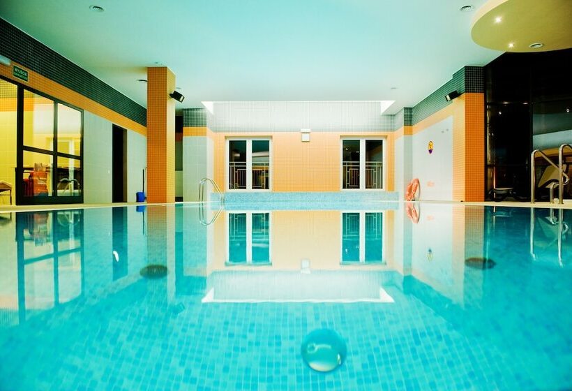 هتل Krynica Conference & Spa