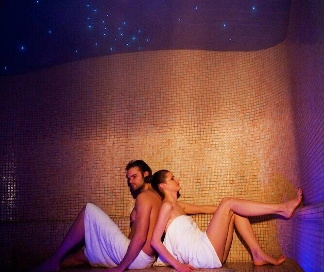 هتل Krynica Conference & Spa