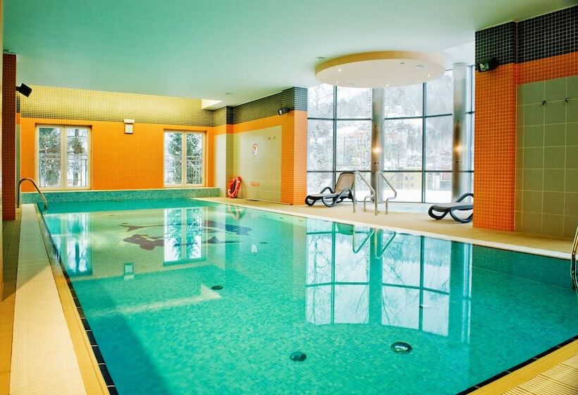 هتل Krynica Conference & Spa