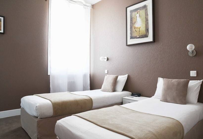 Отель L Europe   Cholet Gare