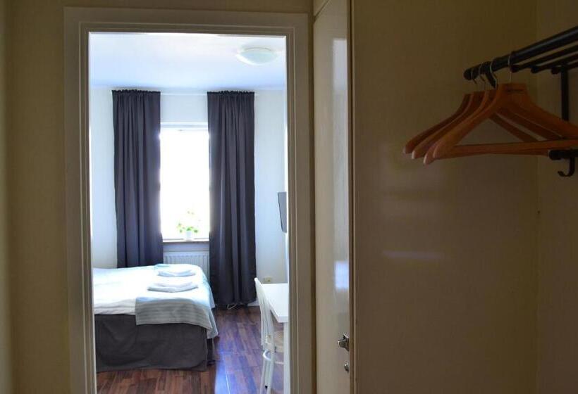 בית מלון כפרי L Skinnargården